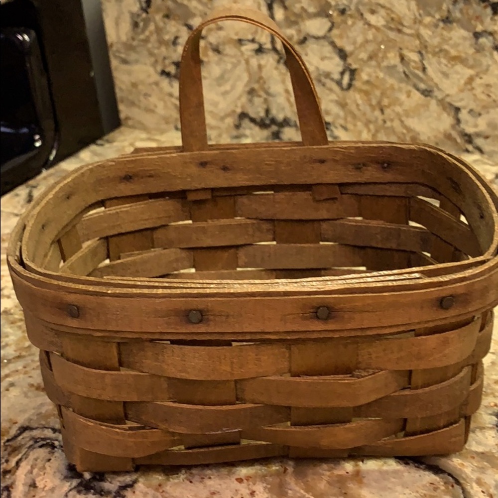 Longaberger Basket “Vintage Key Basket”